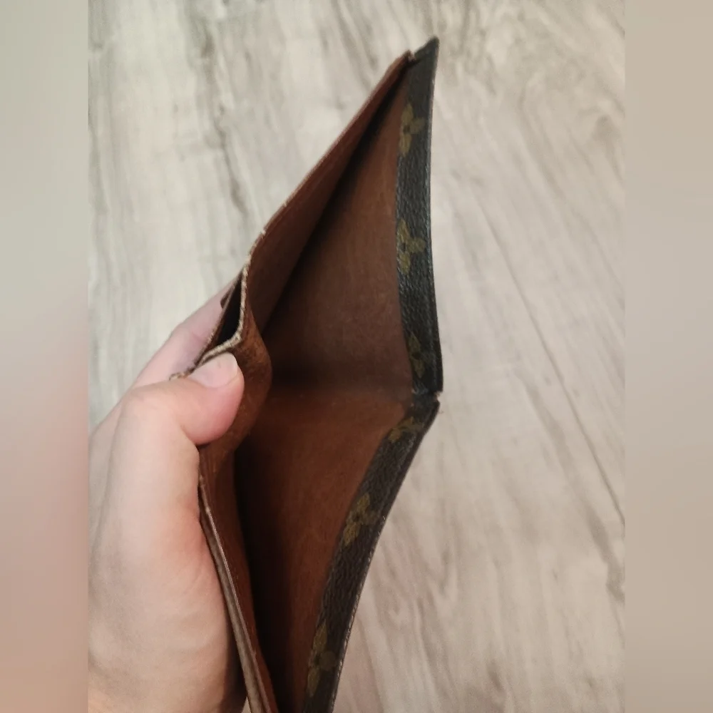 Authentic LOUIS VUITTON Monogram Porte Billet Carte Credit Marco